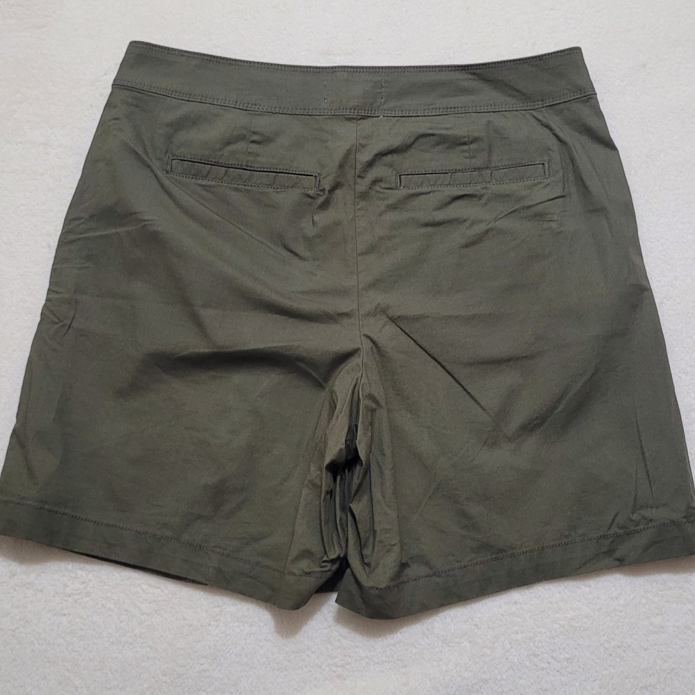 Liz‎ Claiborne Petite Olive Grove Classic Skort Size 4 - Picture 2 of 8